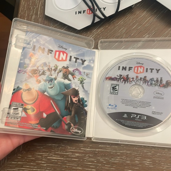 PS3 Disney Infinity Game Set - Picture 3 of 7